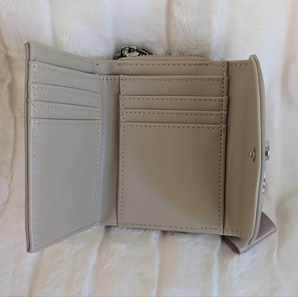 NWT Madden Girl Khaki Teddy Bear Wristlet Wallet - Picture 6 of 7